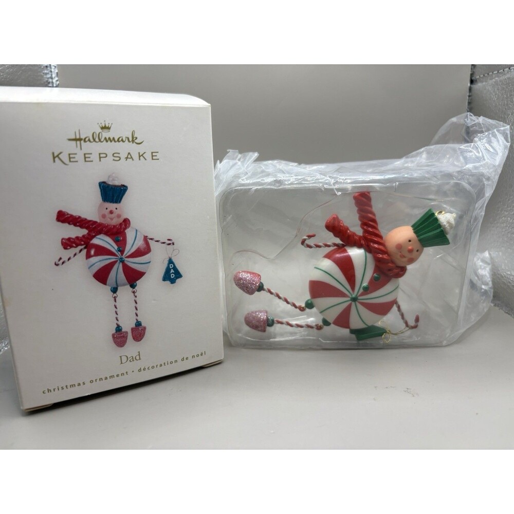 Hallmark Keepsake Ornament  Candy DAD 2008, Family, Christmas